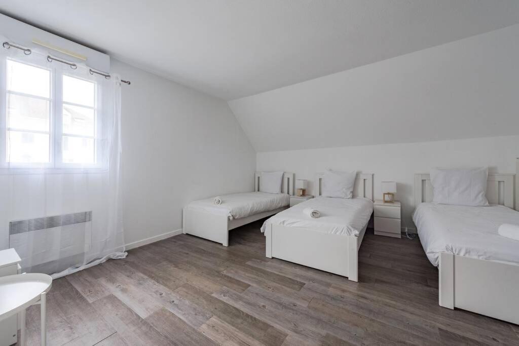 Guest House II Magny-le-Hongre Buitenkant foto