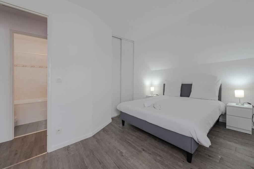 Guest House II Magny-le-Hongre Buitenkant foto